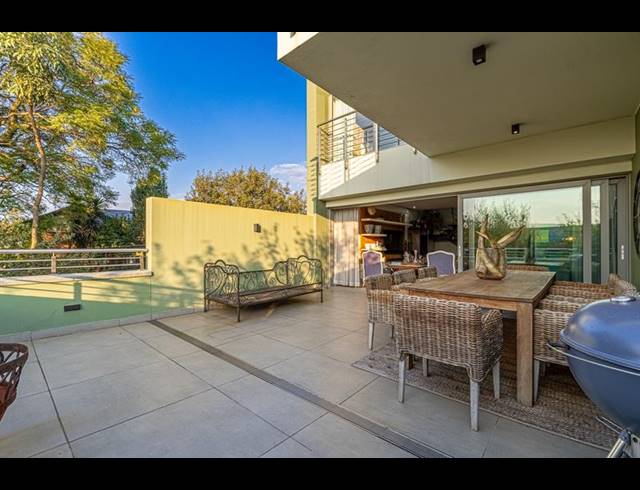 3 BEDROOM TOWNHOUSE FOR SALE IN CRAIGHALL PARK